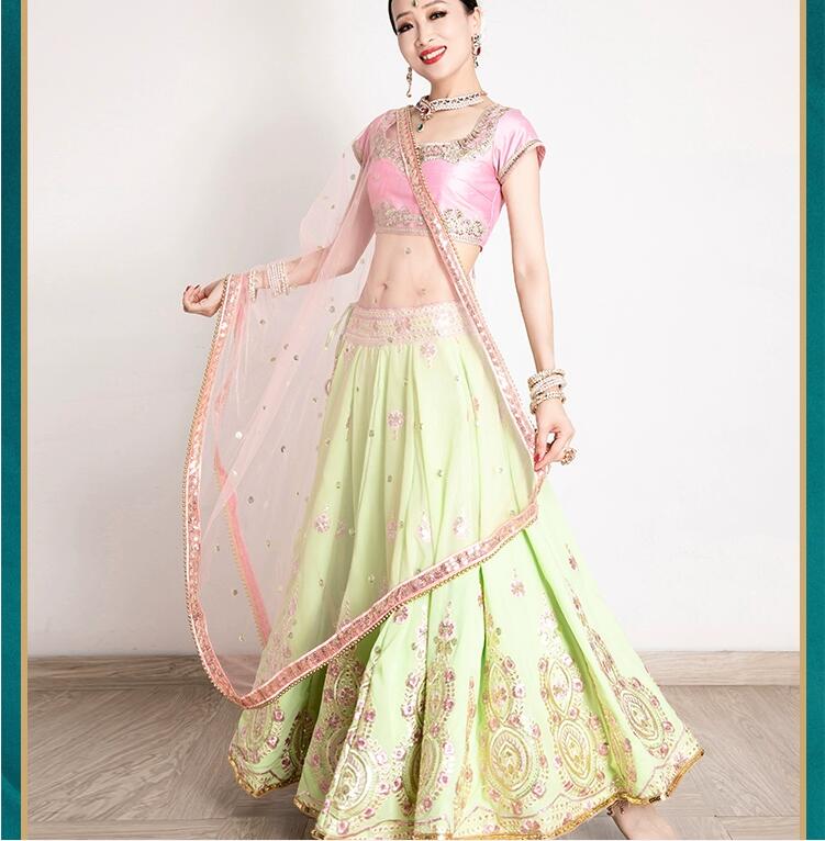 Salwar Kameez Set - مجموعة فستان الرقص النسائي الهندي الساري