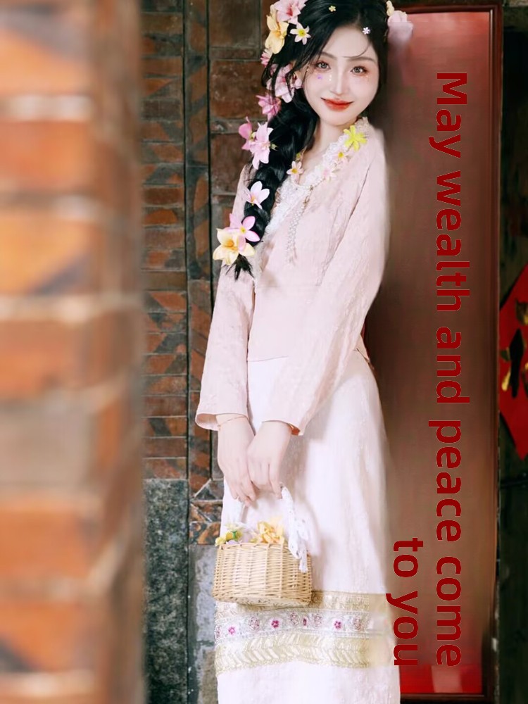 Ethnic Clothing & Online Fashion Store Khaadi Pk - زي تصوير جديد للنساء من الأقليات