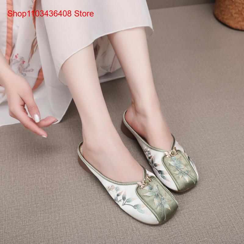 شباشب مطرزة جديدة للمنزل، أحذي - مراجعة Ethnic Fashion Women وسعره