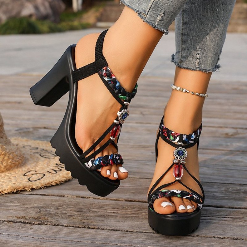 صنادل نسائية جديدة لصيف 2026 ب - مراجعة Ethnic Fashion Women وسعره