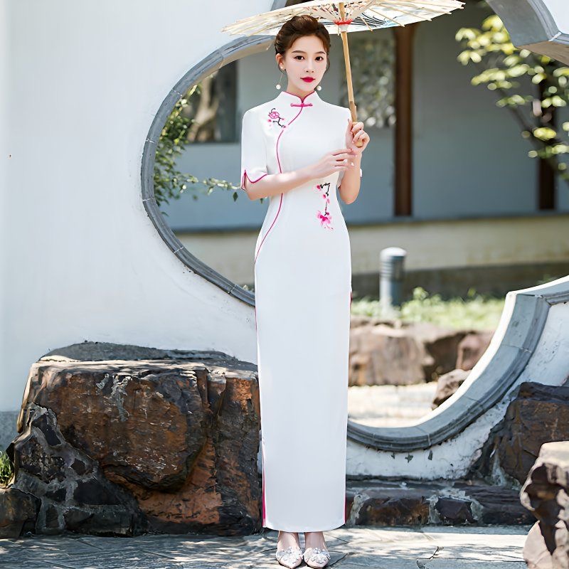 امرأة Aodai فيتنام فستان قصير  - مراجعة Ao Dai Vietnam Dress وسعره