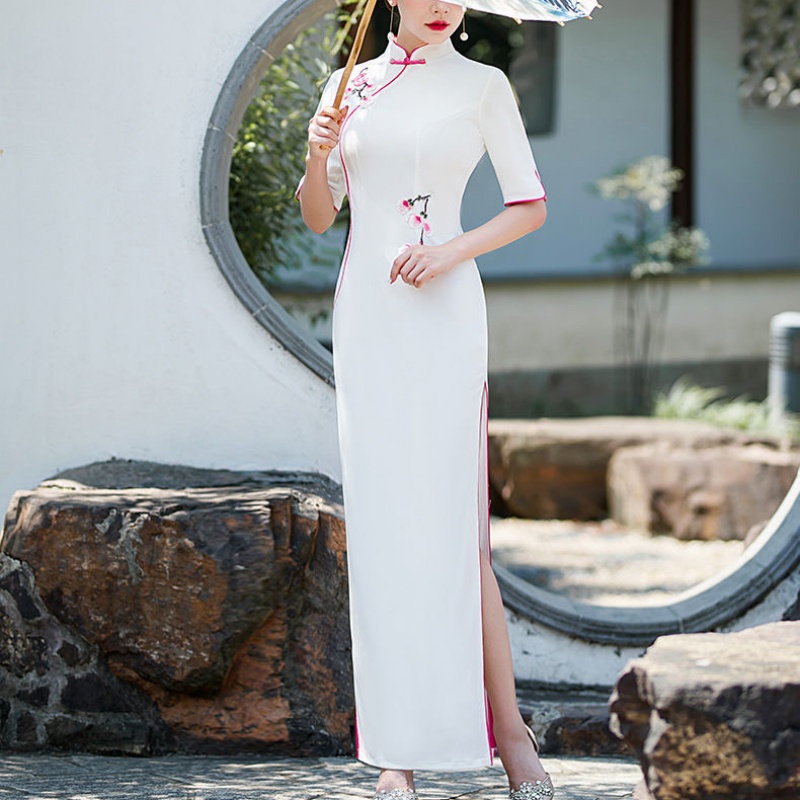 امرأة Aodai فيتنام فستان قصير  - مراجعة Ao Dai Vietnam Dress وسعره