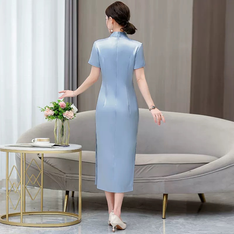 المرأة العرقية نمط Aodai شيونغ - مراجعة Ao Dai Vietnam Dress وسعره