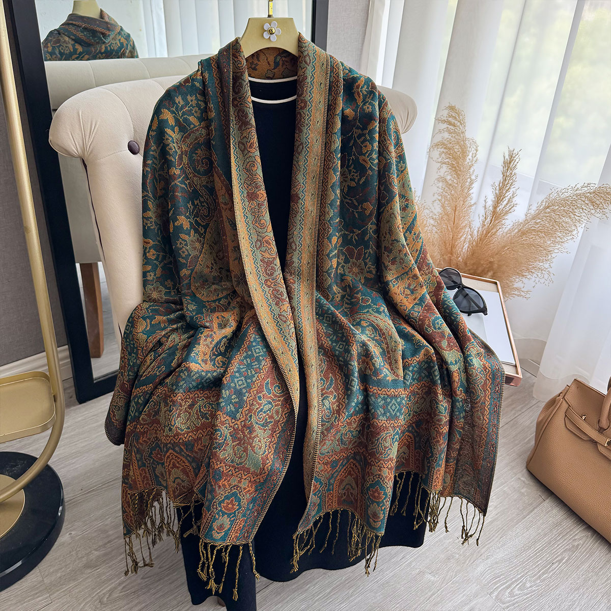 2025 شرابة بطانية تصميم العرقي - مراجعة Ethnic Fashion Design وسعره